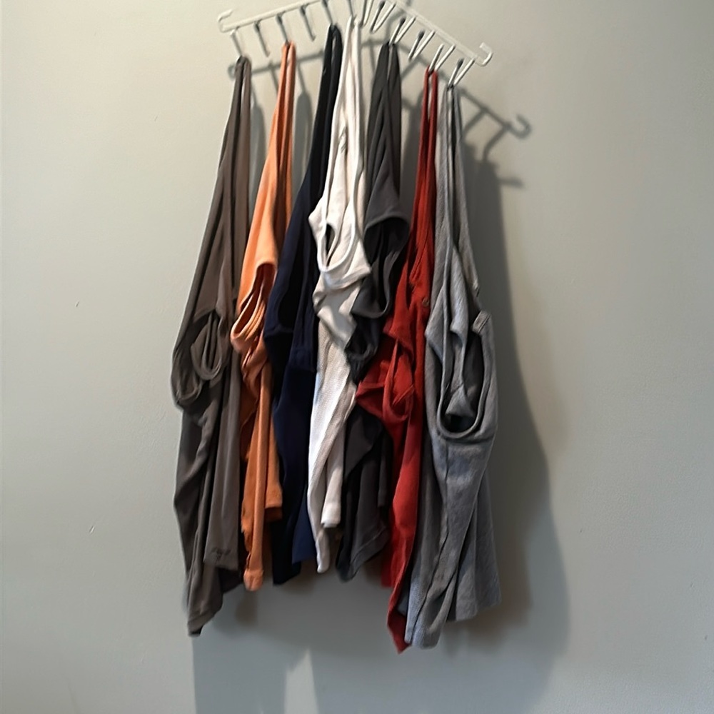 Assorted tank tops size m/l